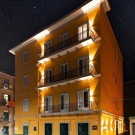 Acate81 Lifestyle Apartment 那不勒斯 外观 照片
